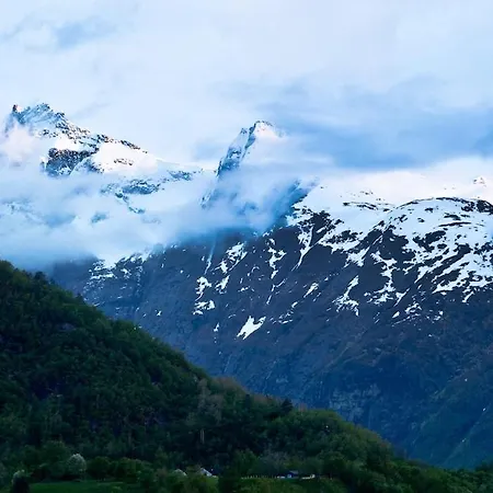 Сasa de vacaciones Bratt Bolig Åndalsnes