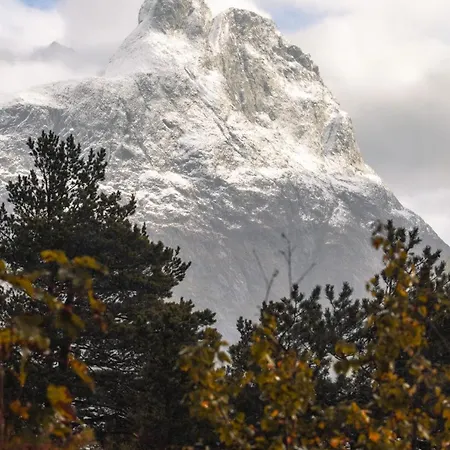 Сasa de vacaciones Bratt Bolig Åndalsnes