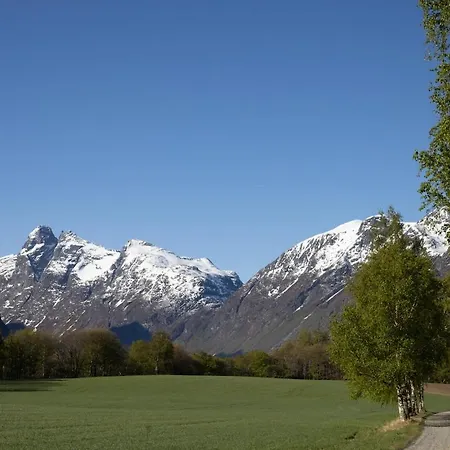 Сasa de vacaciones Bratt Bolig Åndalsnes