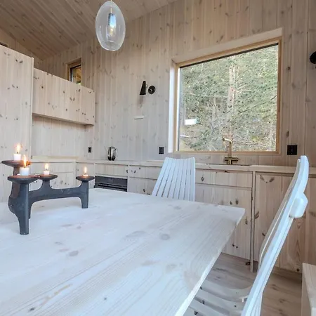 Bratt Bolig Сasa de vacaciones Åndalsnes